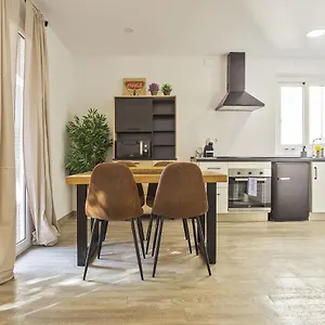 The White Flats Les Corts Apartment
